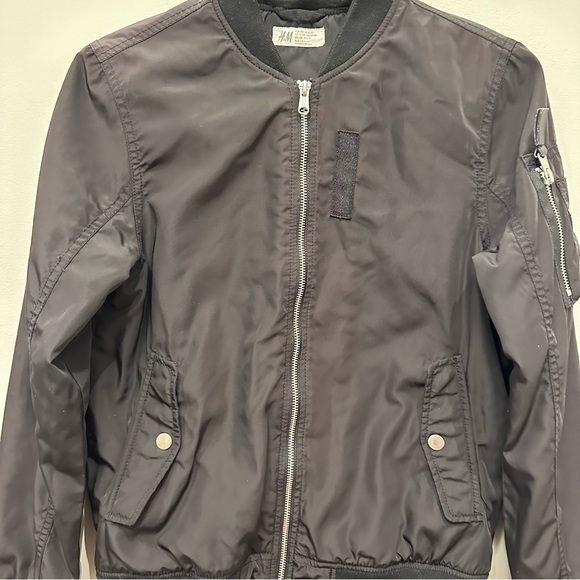 H&M Youth Lightweight Bomber Jacket Black Size 12-13Y - Picture 2 of 11